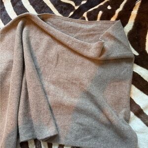 Claudia Nichole 100% cashmere coverup/scarve boat neck one size